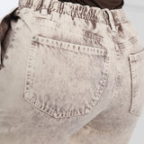 SHORT STRECH CON RESORTE TRASERO
